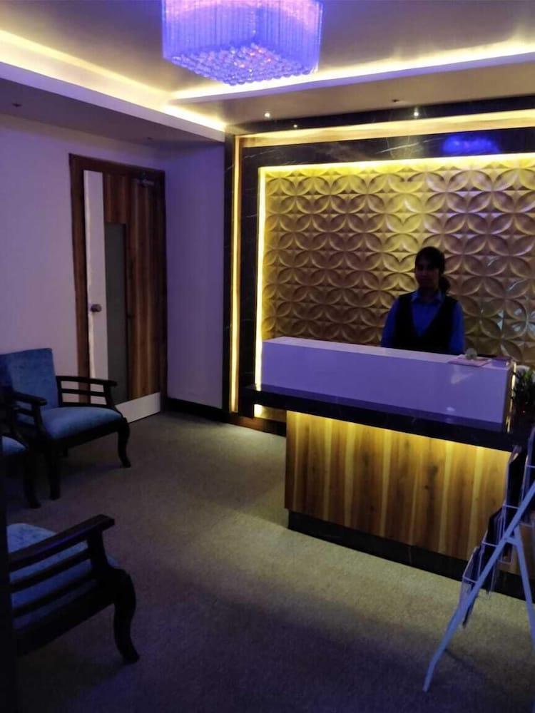 Manasarovar - The Fern Hyderabad Exterior photo